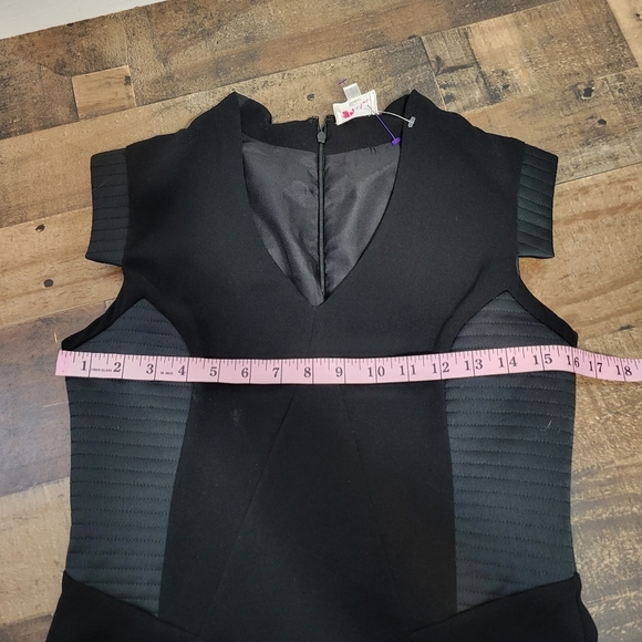 Medium Parker Black Sheath Mixed Media Dress Mini - Picture 3 of 5